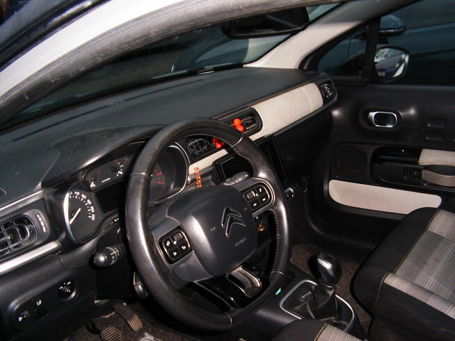 Citroen C3 III 1,6 HDI 2017 r 99 KM / Nawigacja / Września - zdjęcie 12
