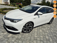 Toyota Auris 1.8 hybrid  climatronic kamera grzane fotele