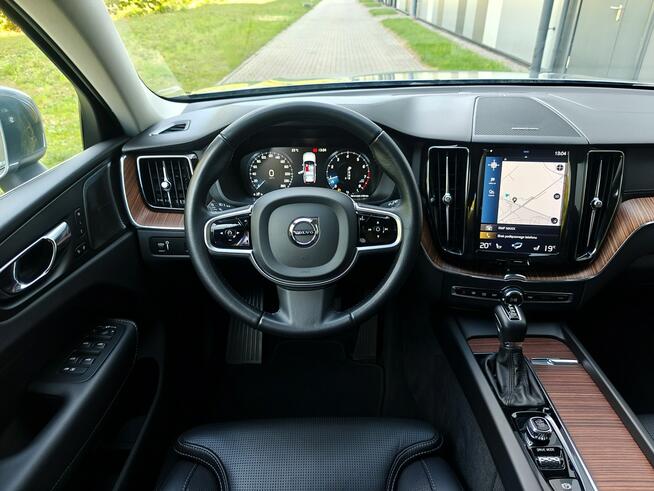 VOLVO XC60 Najwyższa wersja masaże skóra kamera 360 Inscription LED Sosnowiec - zdjęcie 6