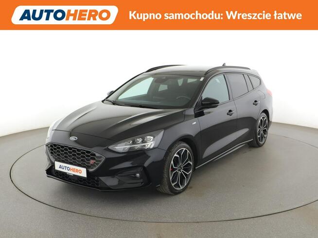 Ford Focus ST-Line kamera navi HUD grzane fotele hak panorama LED Warszawa - zdjęcie 1