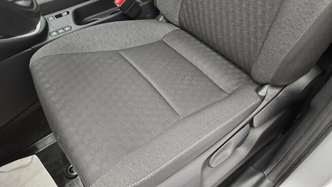 Toyota Yaris Hybrid 1.5 Comfort  ! Z Polskiego Salonu ! Faktura Vat ! Warszawa - zdjęcie 12