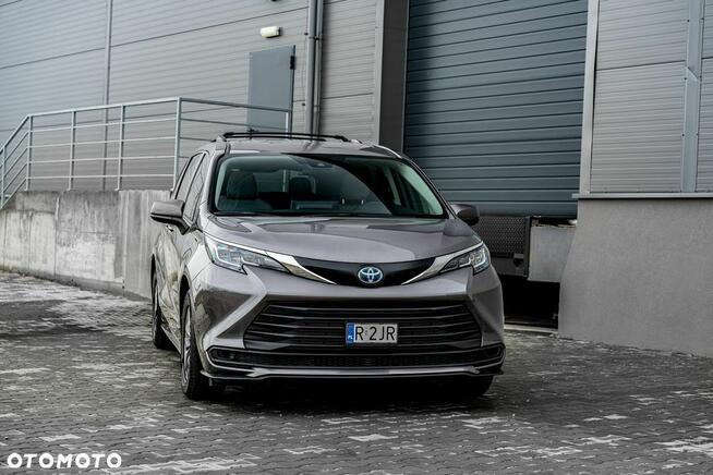 Toyota Sienna 2.7 LE Bogato wyposażona / 2.5 Hybryda Ropczyce - zdjęcie 3