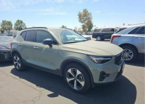 Volvo XC 40 Najbogatsza wersja wyposażenia Ultimate Dark Theme / AWD Cieszyn - zdjęcie 3