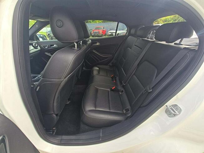 Mercedes GLA 250 4Matic / pakiet AMG / niski przebieg Wrocław - zdjęcie 9