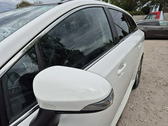 Toyota Avensis Panorama* Skóra* Navi*Super stan Bydgoszcz - zdjęcie 9