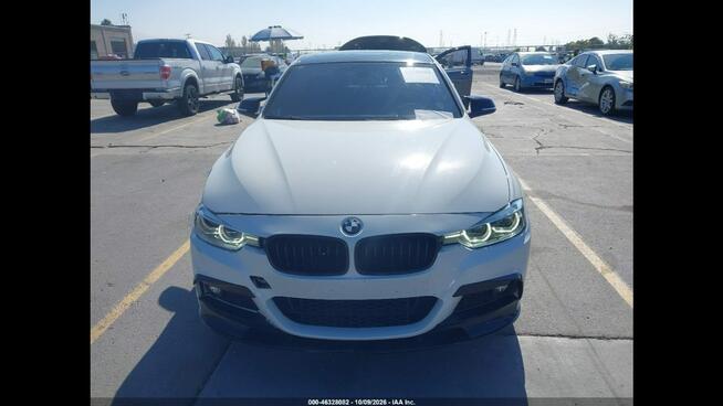 BMW 330 M-Pakiet / Bardzo zadbany / niski przebieg Tarnów - zdjęcie 2