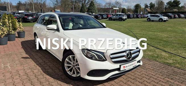 Mercedes E 220 4-MATIC-PNEUMATYKA-PANORAMA Paproć - zdjęcie 1