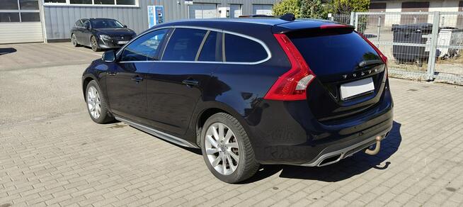 Volvo V60 D3 2.0 163KM 5-Cylindrów Xenon Led Skóra Full Opcja Płock - zdjęcie 4