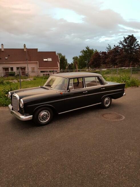 sprzedam Mercedes-Benz 190c W110 Bujaków - zdjęcie 6