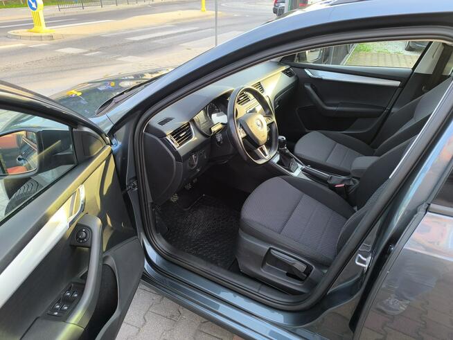 Škoda Octavia 2.0 TDi 150KM Klimatronic Navi Łuków - zdjęcie 12