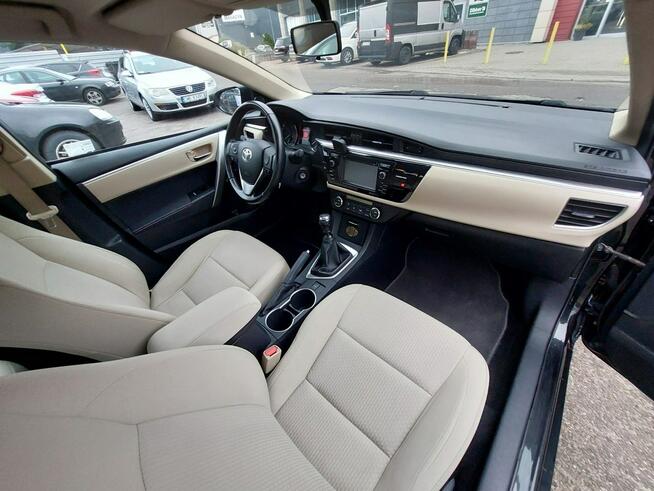Toyota Corolla 1,6 benzyna 138 tys km Sedan Salon Polska Rumia - zdjęcie 7