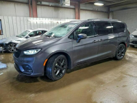 Chrysler Pacifica / 3.6 291KM / Bogate wyposażenie / niski przebieg / Tarnów - zdjęcie 2