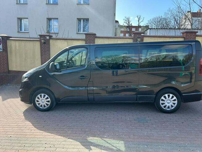 Opel Vivaro 2XL  9-osobowy tylko 188 tys km BEZWYPADKOWY Słupsk - zdjęcie 3