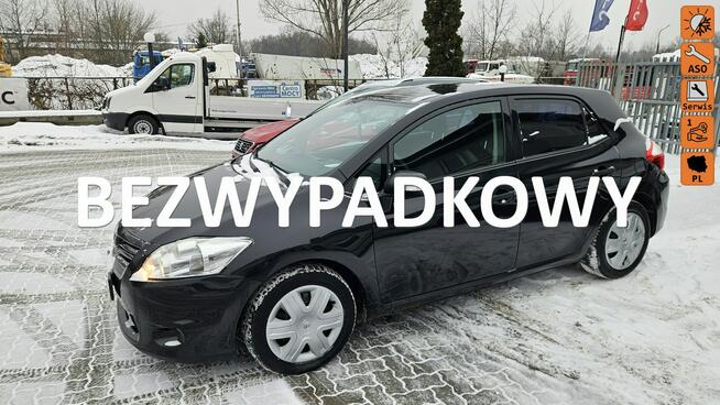 Toyota Auris Warszawa - zdjęcie 1