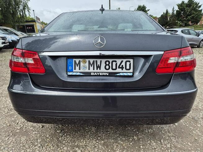 Mercedes E 200 Zadbany* Super stan*Navi Bydgoszcz - zdjęcie 3