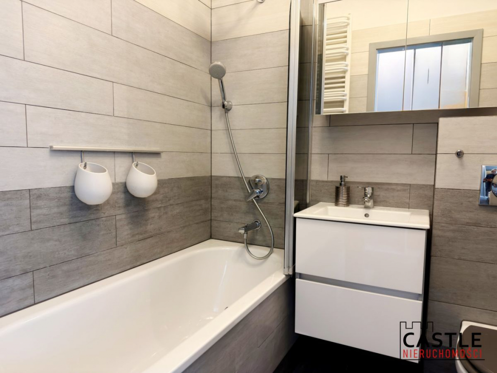 Przytulna kawalerka z dużym balkonem- ul. Karpia Poznań - zdjęcie 9