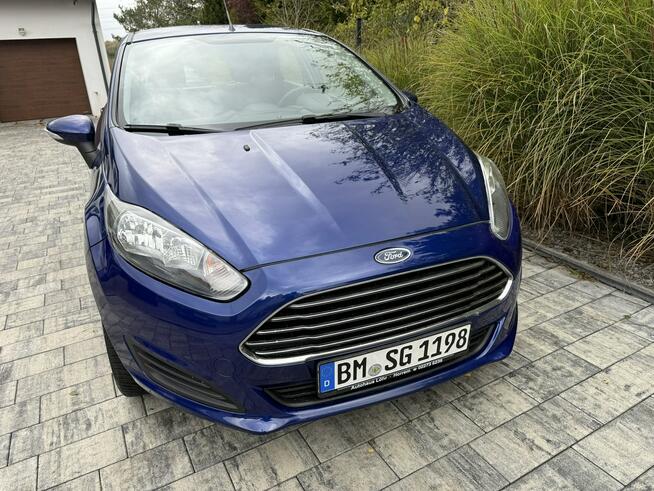 Ford Fiesta jak nowa !!! Niski oryginalny przebieg !!! Poznań - zdjęcie 2