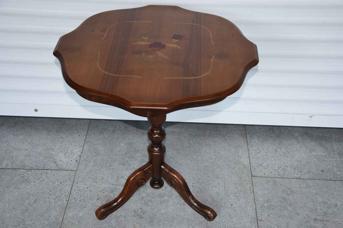 stolik kawowy z intersją - jak nowy Olsztyn - zdjęcie 1