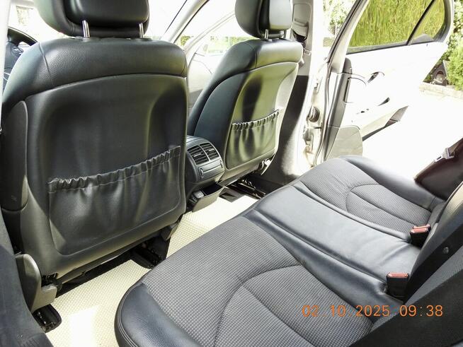 Mercedes-Benz Klasa E Mercedes-Benz E 220 – Zadbany, Bezwypa Poznań - zdjęcie 9