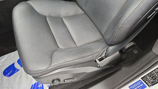 Volvo XC 60 B4 D Momentum Pro aut ! Z Polskiego Salonu ! Faktura Vat ! Warszawa - zdjęcie 12
