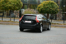 Volvo V60 2.0d 120KM Manual 2015r. LED NAVi TEMPOMAT Isofix Kampinos - zdjęcie 6