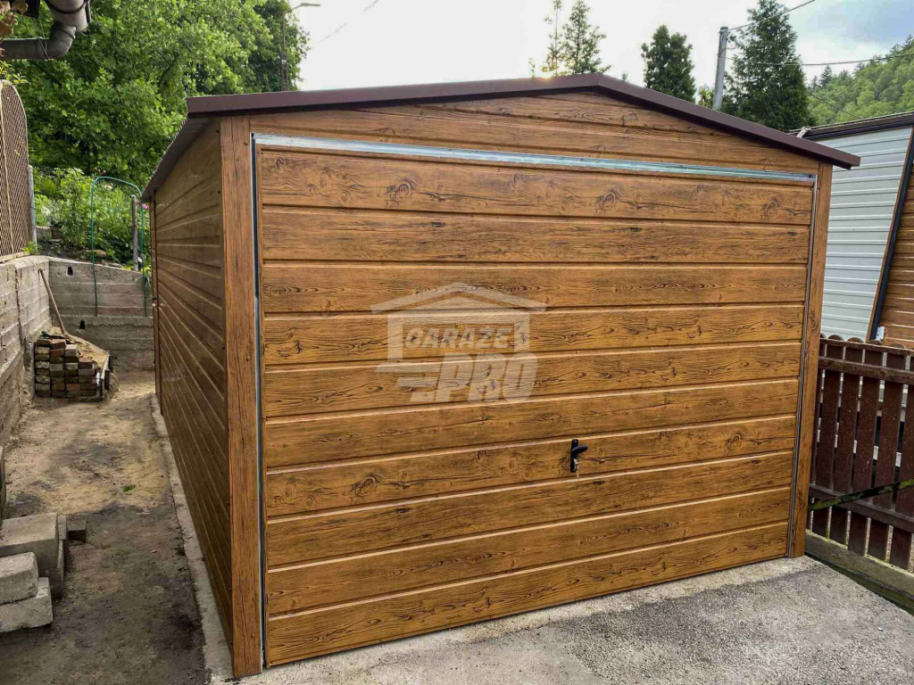 Garaż blaszany 3x5m - Brama uchylna  drewnopodobny  dach GP563 Turek - zdjęcie 2