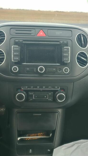 Golf 6 VI plus 2010r 1.6 tdi cr 2xPdc 2xKlima Navi Doinwesto Nowe Miasto - zdjęcie 2