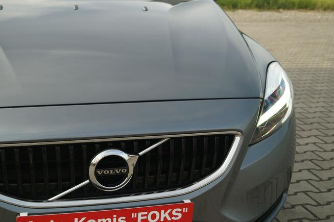 Volvo V40 2019r 2.0 DIESEL 120KM SKRZYNIA AUTOMATYCZNA Goczałkowice-Zdrój - zdjęcie 11