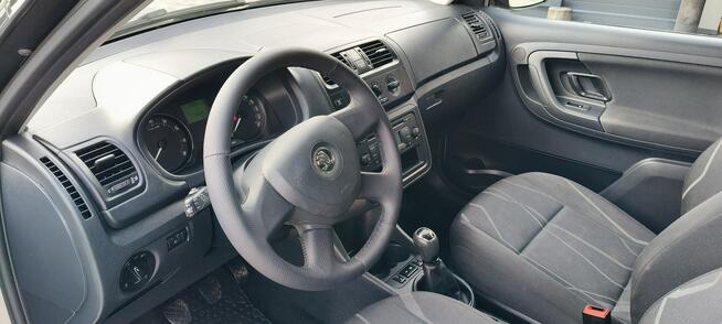 Škoda Fabia Bardzo zadbana po liftingu. Ekonomiczna . Polecam Stare Budy - zdjęcie 12