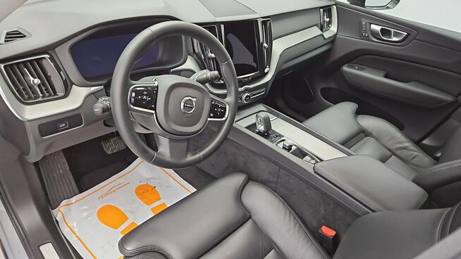Volvo XC 60 B4 B Plus Dark aut ! Z Polskiego Salonu ! Faktura Vat ! Warszawa - zdjęcie 9