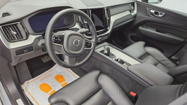 Volvo XC 60 B4 B Plus Dark aut ! Z Polskiego Salonu ! Faktura Vat ! Warszawa - zdjęcie 9