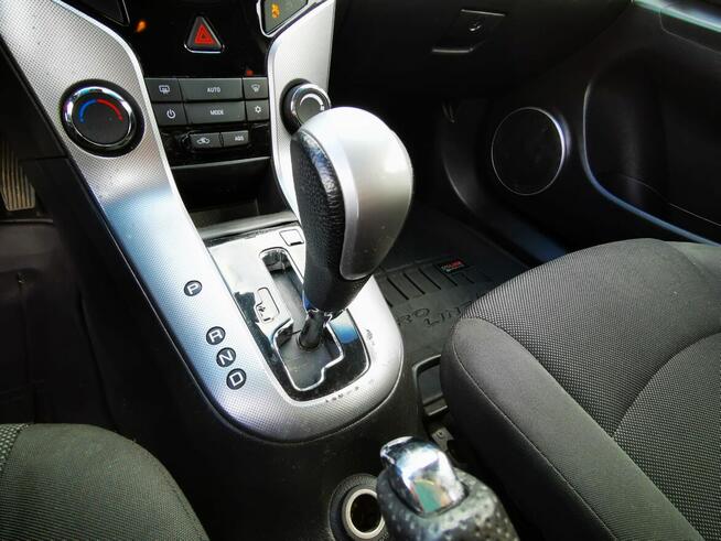 Hatchback 5d 2.0 16V DOHC 163KM * Automat * Salon Polska* Na Warszawa - zdjęcie 4