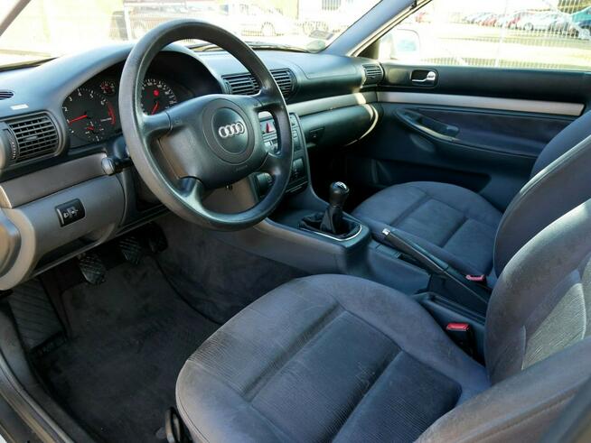 Audi A4 1.8 20V 125KM Sedan Nowy rorząd i hamulce -Klimatronic -Zobacz Goczałkowice-Zdrój - zdjęcie 6