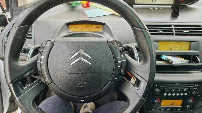 Sprzedam auto Wieczfnia Kościelna - zdjęcie 2