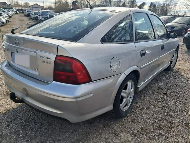 Opel Vectra 1.8 benzyna ładny stan Fasty - zdjęcie 6