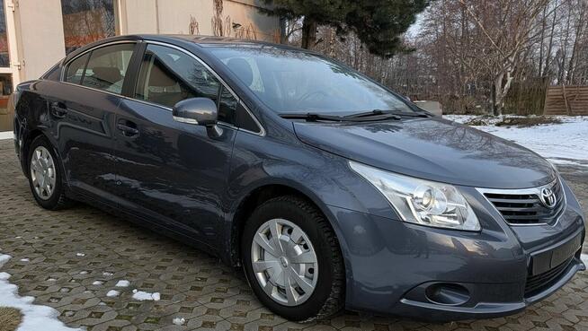 Toyota Avensis 1,6 Ozorków - zdjęcie 2