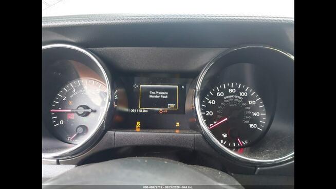 Ford Mustang GT PREMIUM / 5.0 V8 / niski przebieg Wrocław - zdjęcie 9