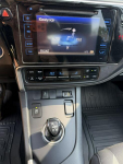 Toyota Auris 1.8 HSD 136KM  Serwisowany Kamera Ładny stan LIFT Otwock Mały - zdjęcie 12