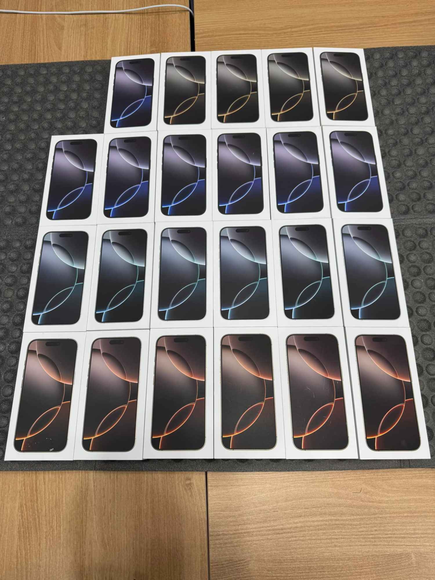 Nowe Apple iPhone 16 Pro Max dla 570 EUR,  iPhone 16 Pro dla 500 EUR Bałuty - zdjęcie 6