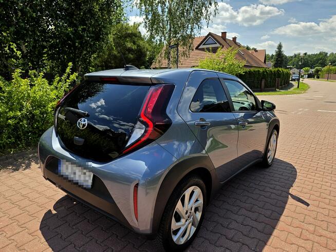 Toyota Aygo X 1.0 Benz. 72KM 2024r LED, Radar, Kamer, Niski Przebieg Tychy - zdjęcie 3