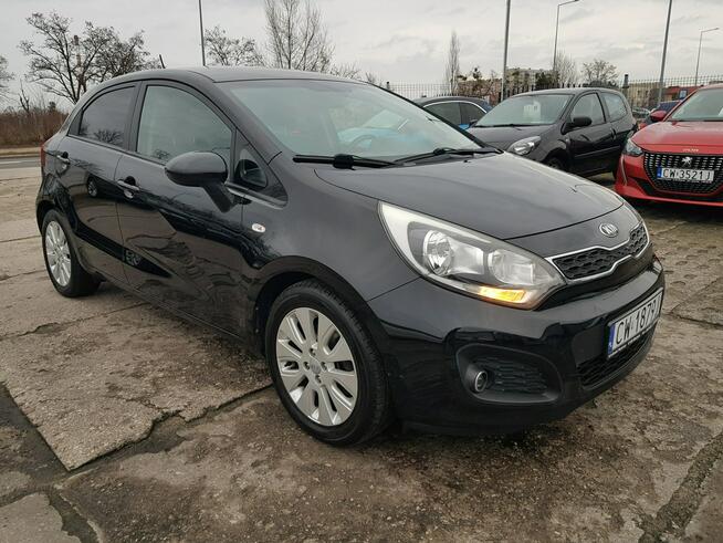 Kia Rio 1,4 Benzyna Klimatronik 6 biegów Zarejestrowany Gwarancja Włocławek - zdjęcie 3