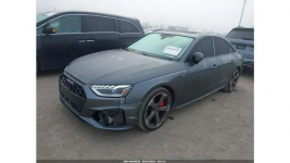 Audi A4 S-Line / Quattro / automat /