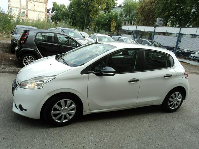 sprzedam  peugeota 208 1.4 HDI Lublin - zdjęcie 3