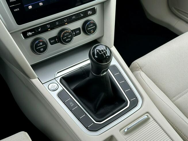 Volkswagen Passat 2.0 TDI Comfortline! Salon Polska! Pęcice - zdjęcie 7