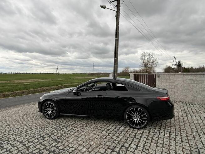 Mercedes E 220 coupe Salon Pl Sobiesiernie - zdjęcie 5