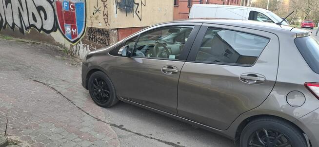 Yaris 2018 . 1 rej 2019. Polski Salon Częstochowa - zdjęcie 2