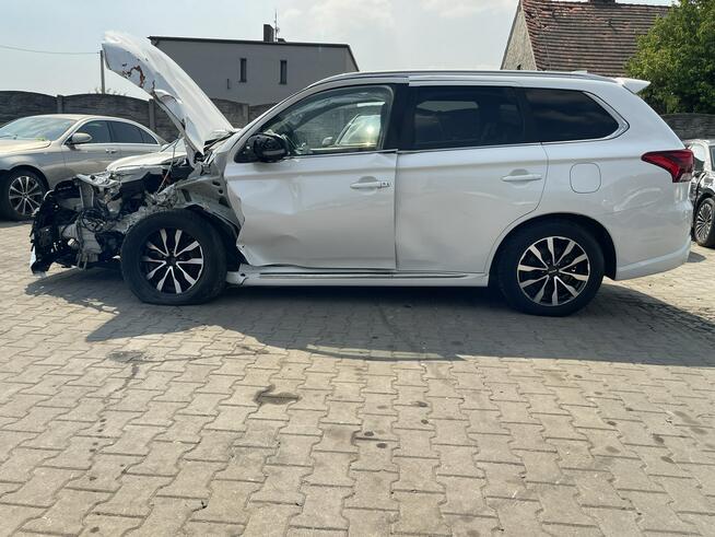 Mitsubishi Outlander AWD PHEV Automat Klimatronik Kamera Podgrzewanie Gliwice - zdjęcie 3
