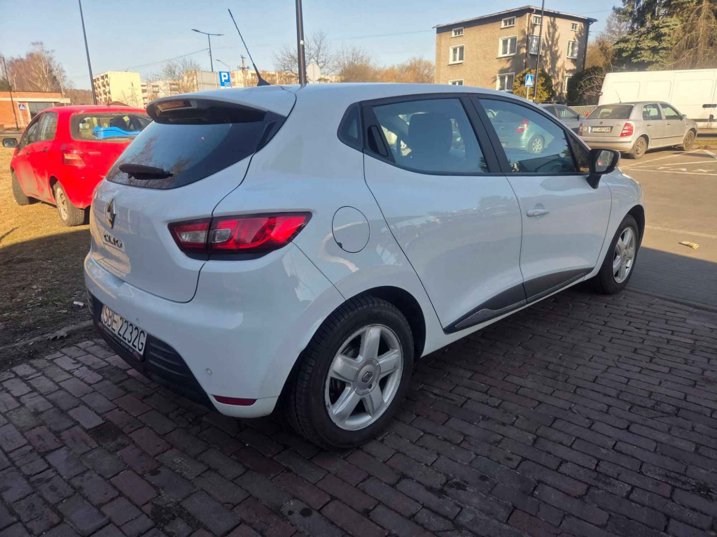 Sprzedam samochód Renault Clio 4 Wojkowice - zdjęcie 2