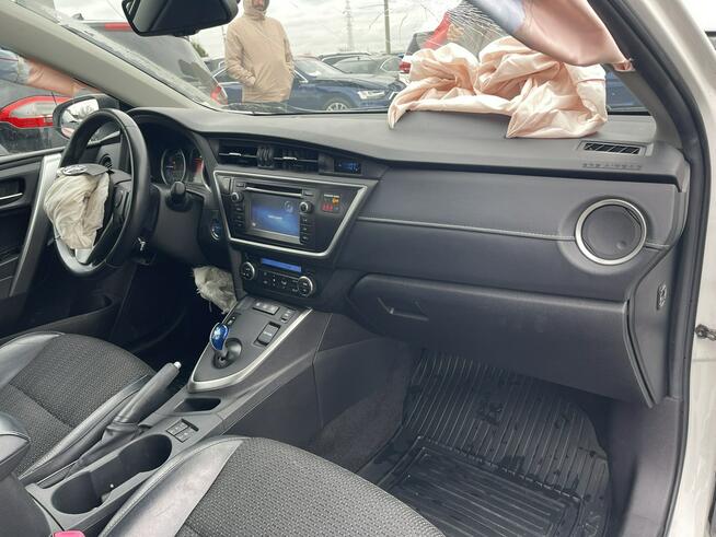 Toyota Auris Executive Hybryda Automat Kamera Podgrzewanie Gliwice - zdjęcie 9