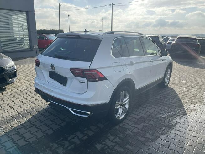 Volkswagen Tiguan Elegance 4Motion Navi DSG 200KM Gliwice - zdjęcie 3